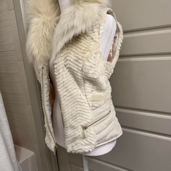Guess Cream Faux Fur Trim Soft Vest Sleeveless Open Front Winter Jacket - Picture 3 of 8
